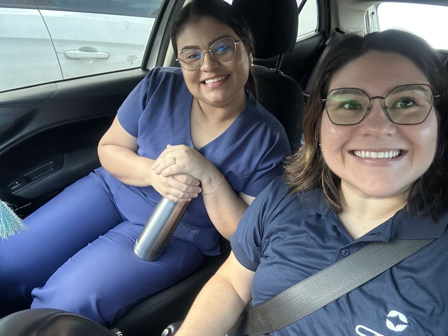 Equipe da SOHD a caminho de um atendimento odontológico domiciliar